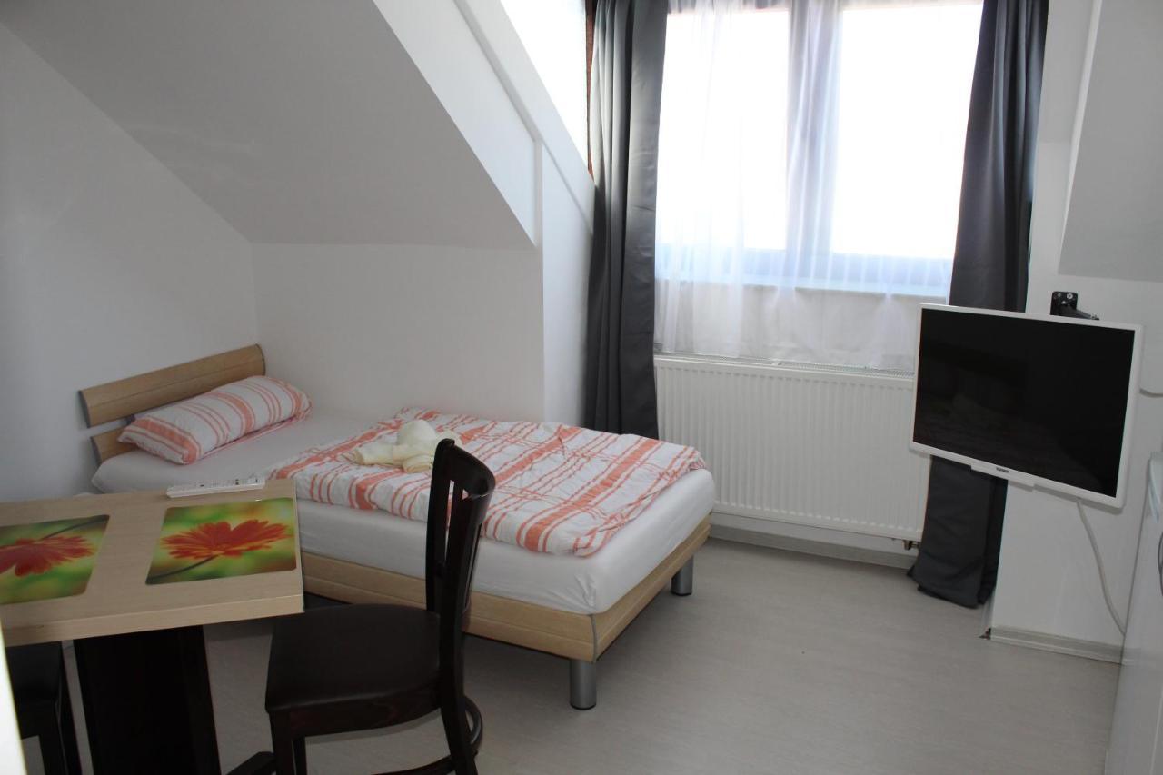 Marstall Apartmenthaus Kassel Exterior foto